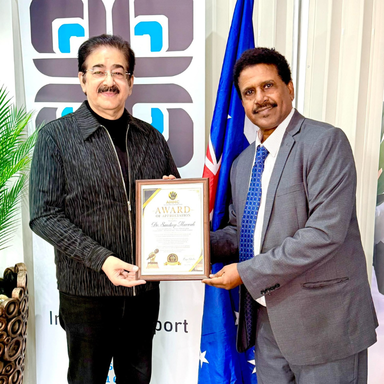 Sandeep Marwah Honoured by Australian Multicultural Media Centre in Melbourne